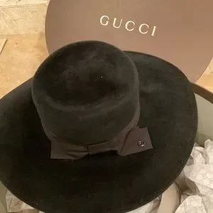 Gucci | Accessories | Gucci Black Soft Felt Hat Ribbin  display picture 1